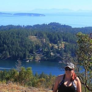 Meet your Posher, Elodie